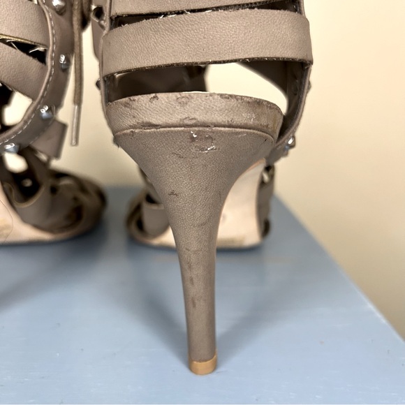 Jessica Simpson Larsenn sandal - Picture 4 of 11